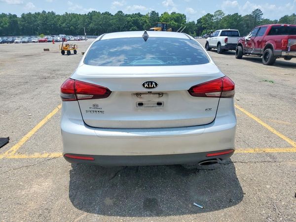 2017 KIA FORTE