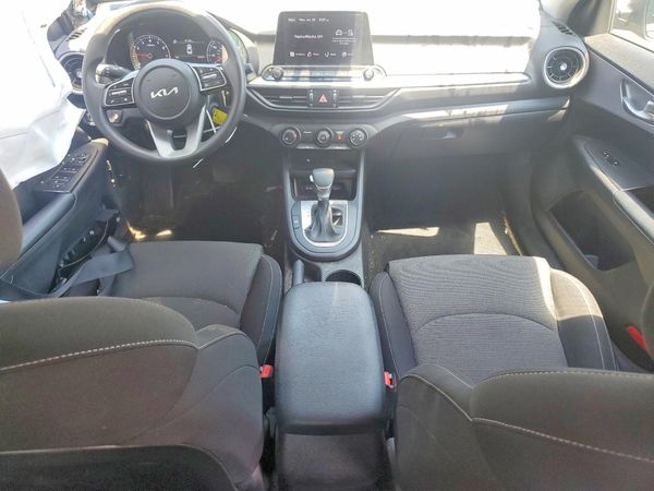 2022 KIA FORTE FE, LXS