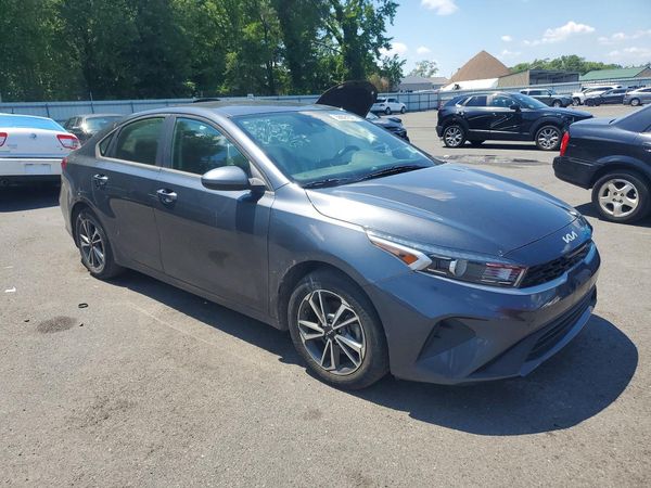 2022 KIA FORTE FE, LXS