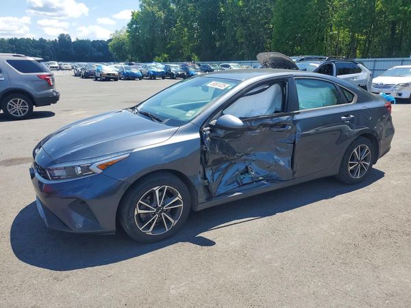 2022 KIA FORTE FE, LXS