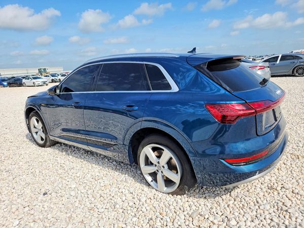 2019 AUDI E-TRON