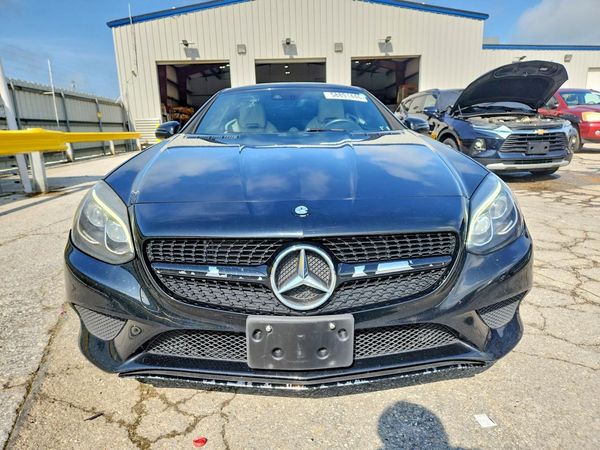 2017 MERCEDES-BENZ SLC SLC300