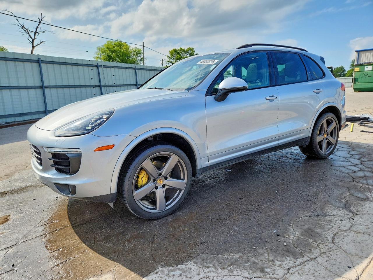 2017 PORSCHE CAYENNE