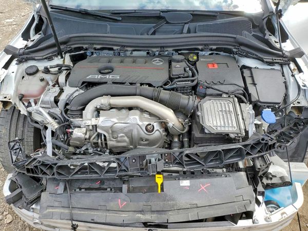 2024 MERCEDES-BENZ GLA