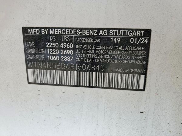 2024 MERCEDES-BENZ GLA