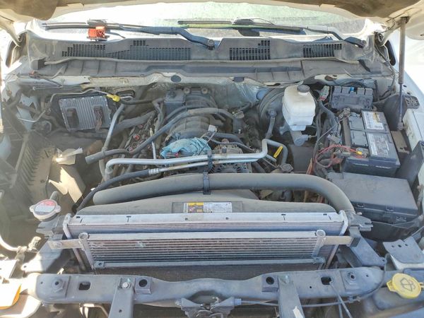 2014 RAM 2500 ST — Engine bay