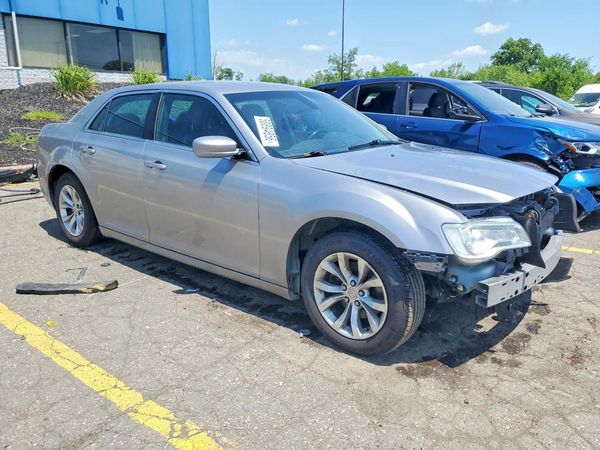 2016 CHRYSLER 300 Limited