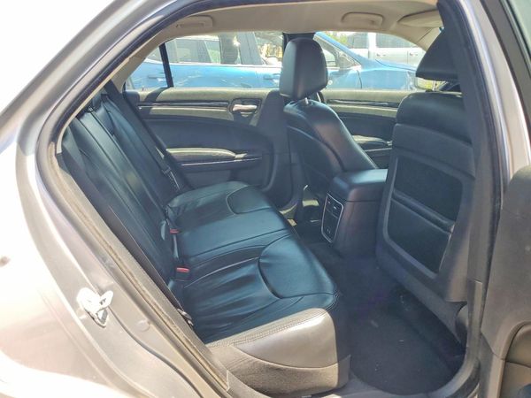 2016 CHRYSLER 300 Limited