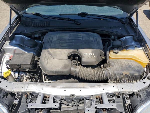 2016 CHRYSLER 300 Limited