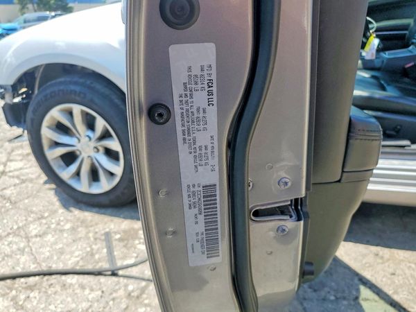 2016 CHRYSLER 300 Limited