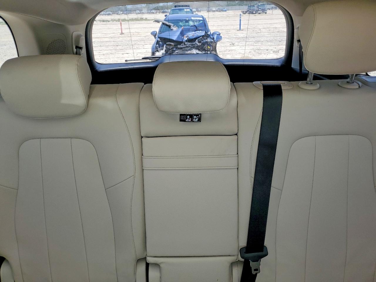 2021 MERCEDES-BENZ GLB GLB250