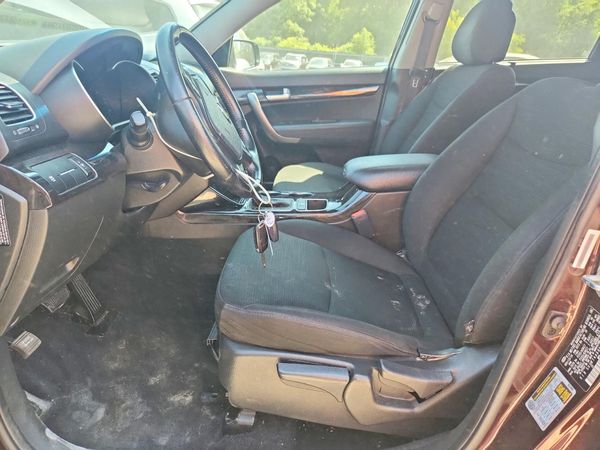 2015 KIA SORENTO GL