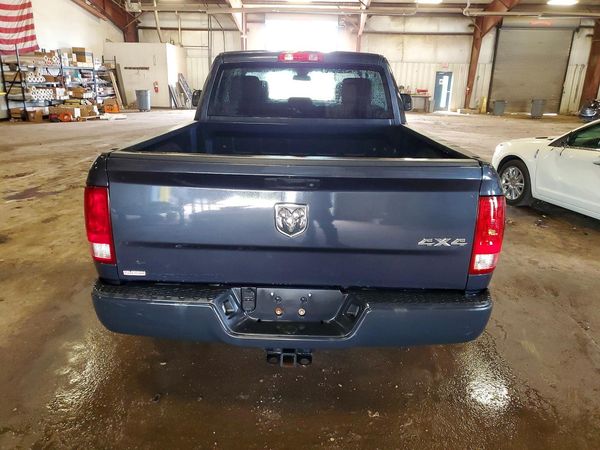 2017 RAM 1500 ST