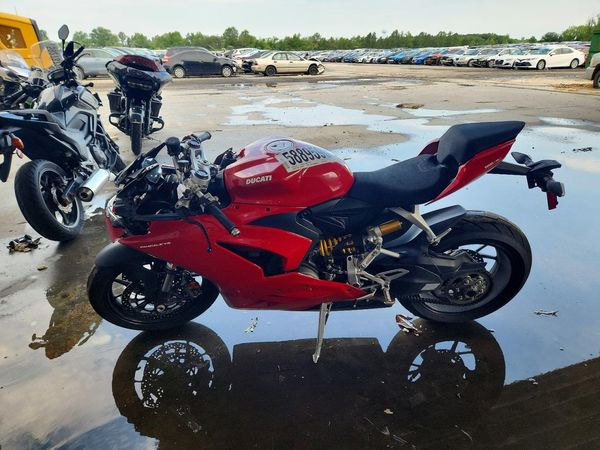 2024 DUCATI PANIGALE
