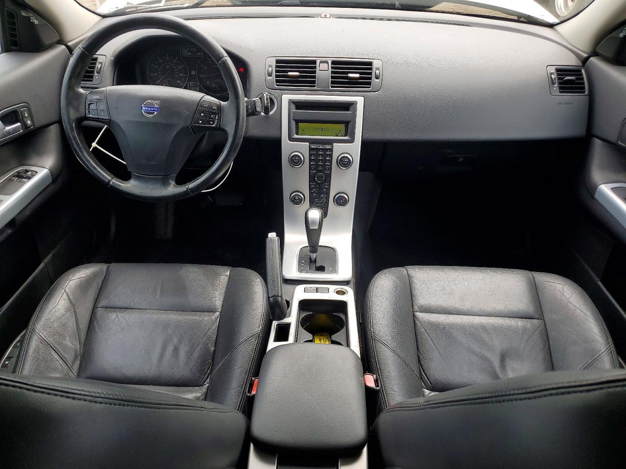 2012 VOLVO C30