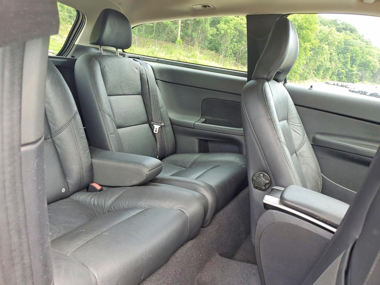 2012 VOLVO C30