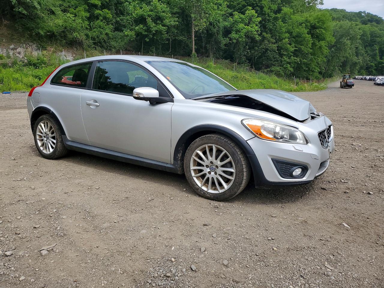 2012 VOLVO C30