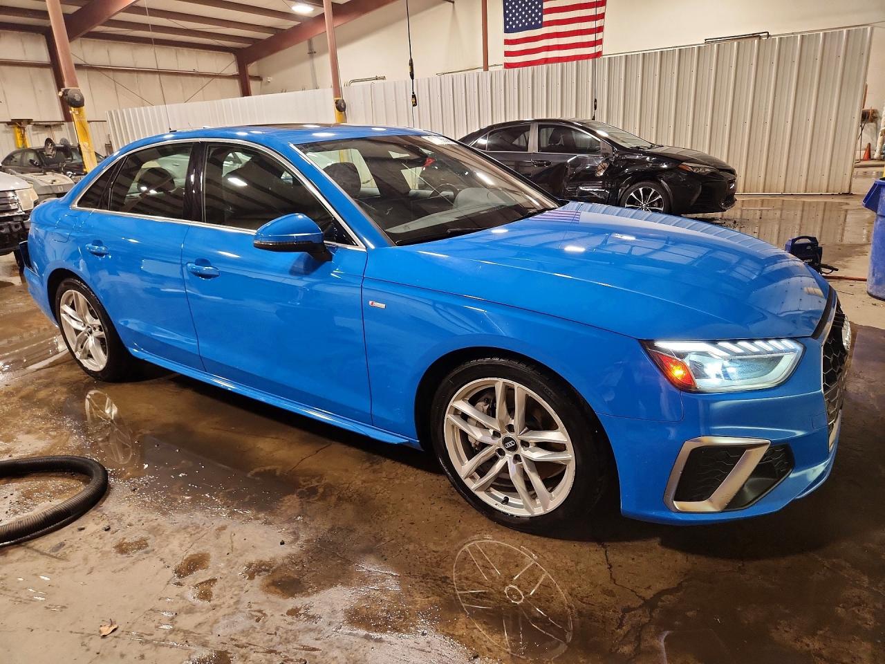 2020 AUDI A4 quattro Premium Plus
