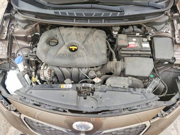 2014 KIA FORTE LX, EX