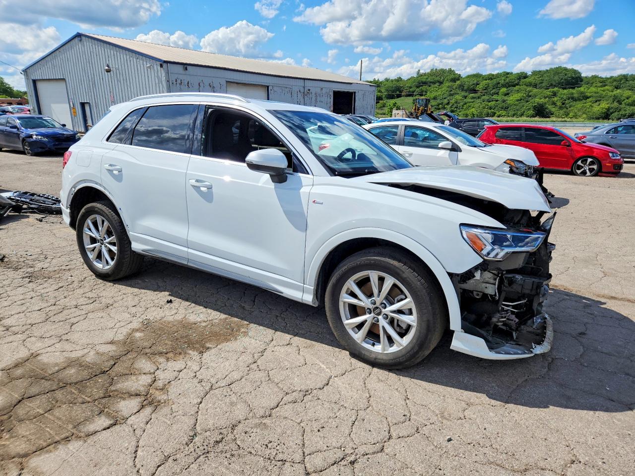 2024 AUDI Q3 S Line quattro Premium
