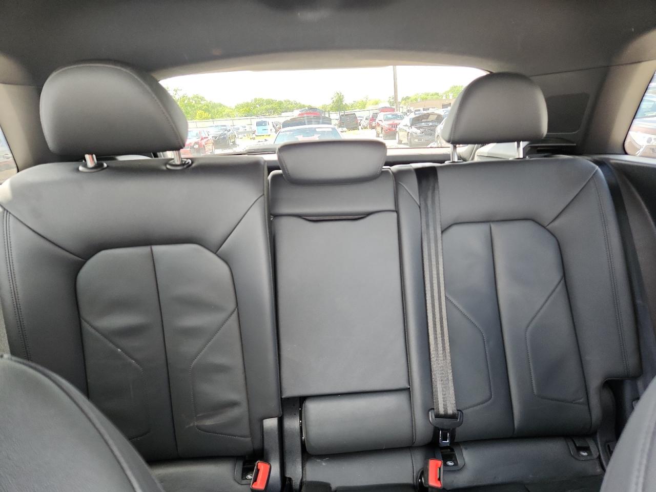 2024 AUDI Q3 S Line quattro Premium