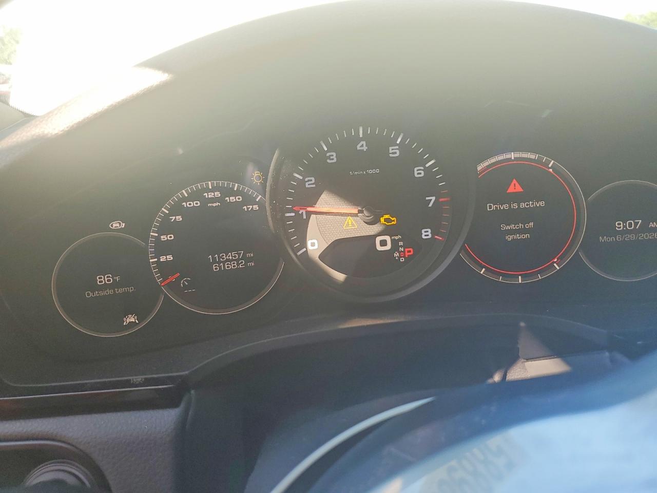 2019 PORSCHE CAYENNE