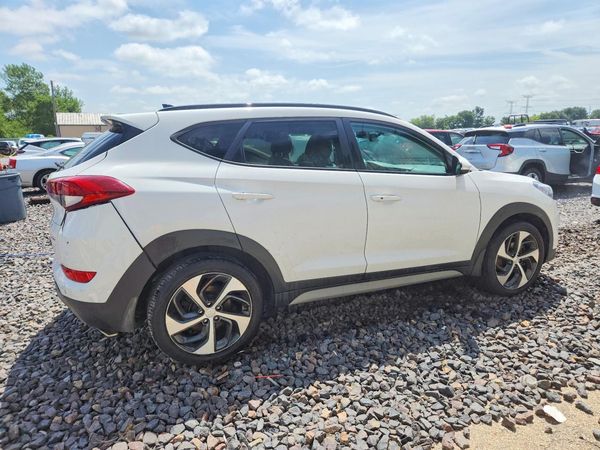 2018 HYUNDAI TUCSON