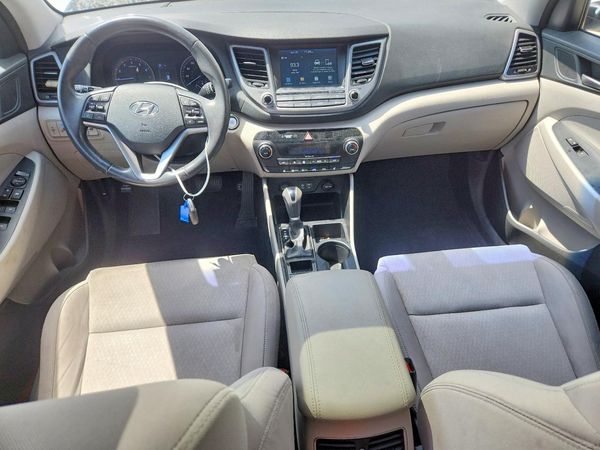 2018 HYUNDAI TUCSON