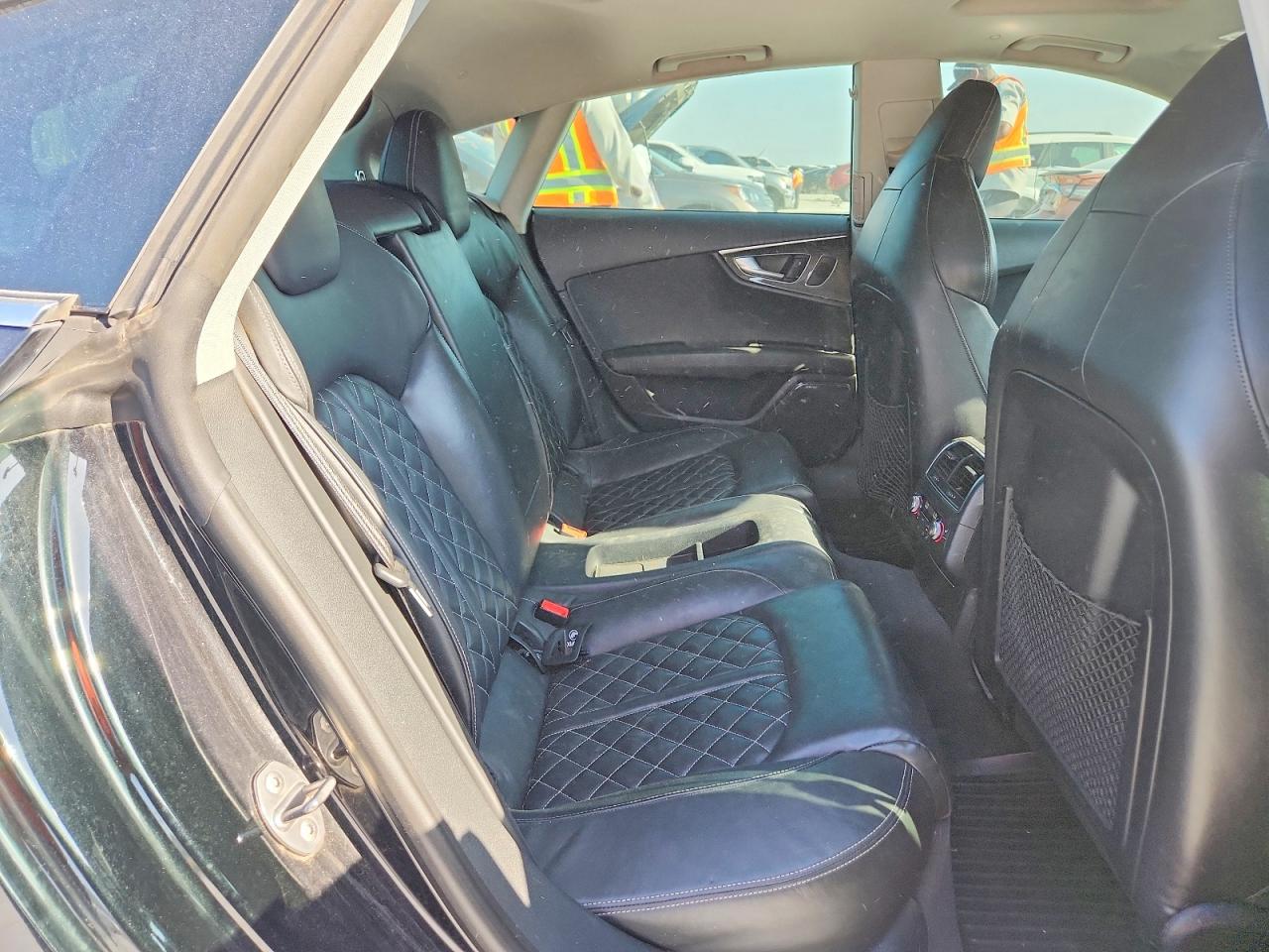 2013 AUDI S7 w/ Innovation Pkg