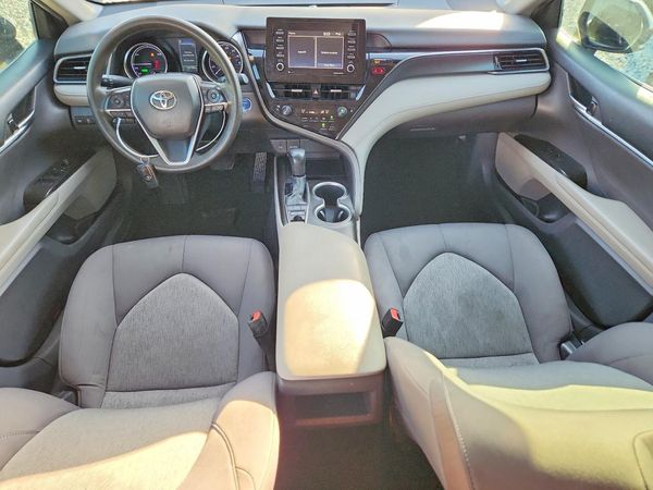 2022 TOYOTA CAMRY LE
