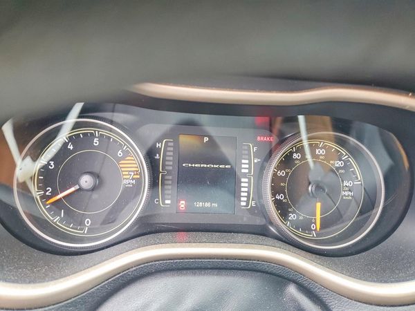 2018 JEEP CHEROKEE LATITUDE 4X4
