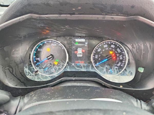 2022 TOYOTA RAV4 SE