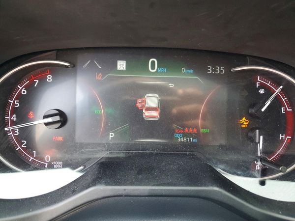 2024 TOYOTA RAV4 XLE