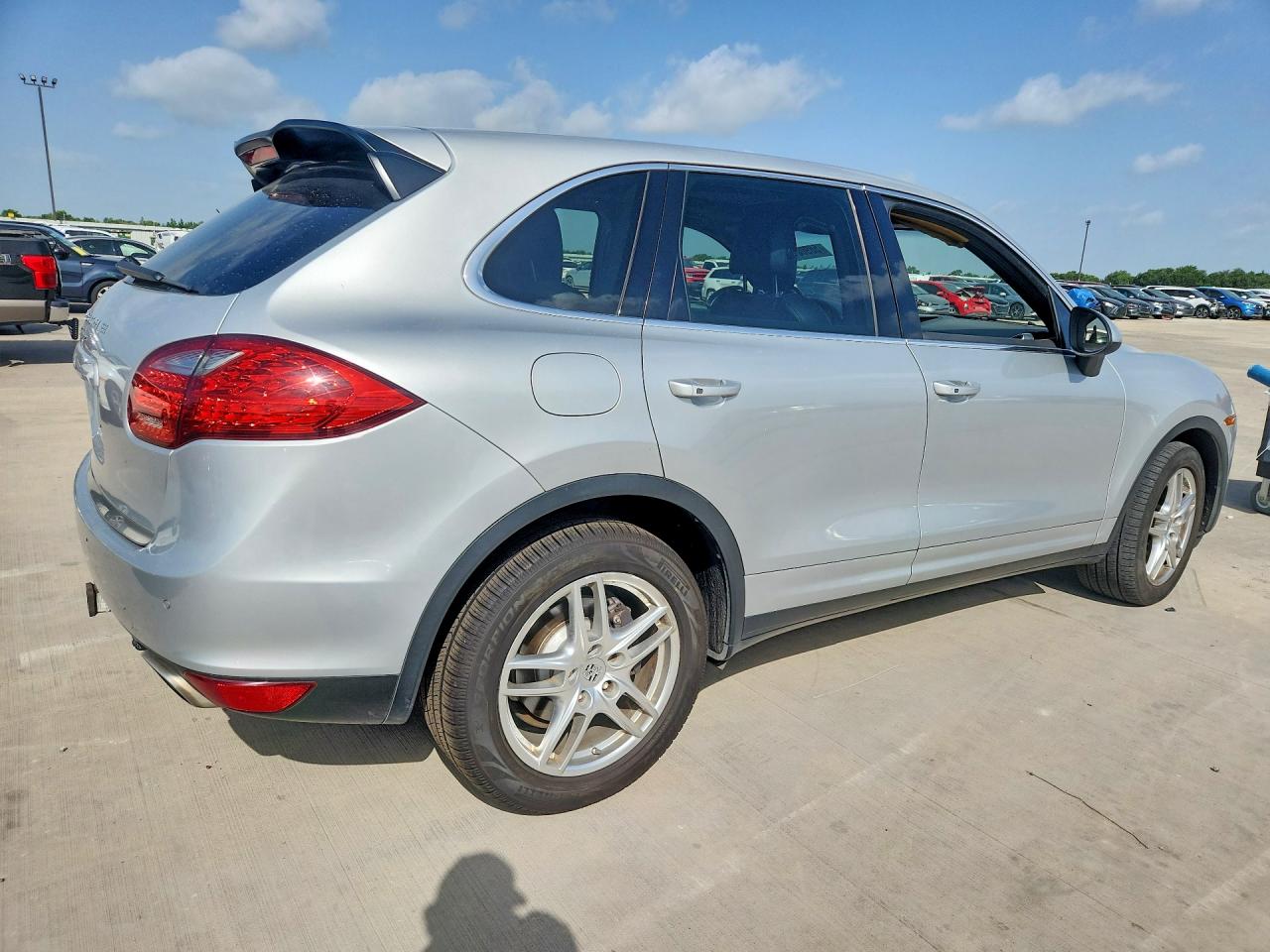 2012 PORSCHE CAYENNE