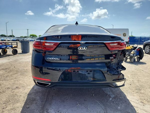 2017 KIA CADENZA