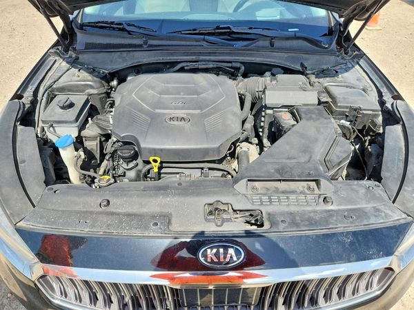 2017 KIA CADENZA