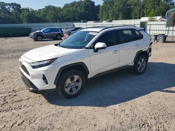2025 TOYOTA RAV4 — DSFA — Front 3/4
