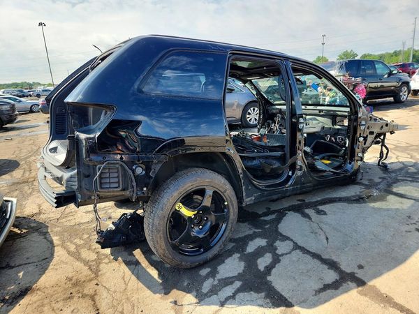 2019 JEEP GRAND CHEROKEE SRT 4X4