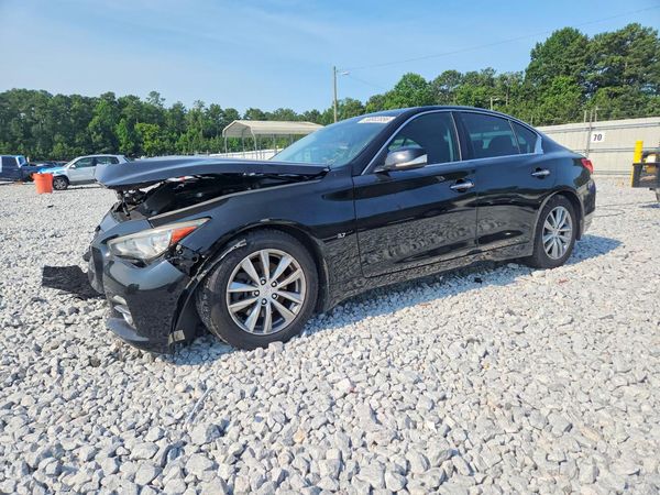 2015 INFINITI Q50