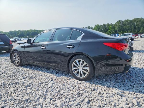 2015 INFINITI Q50