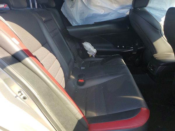 2019 LEXUS IS
