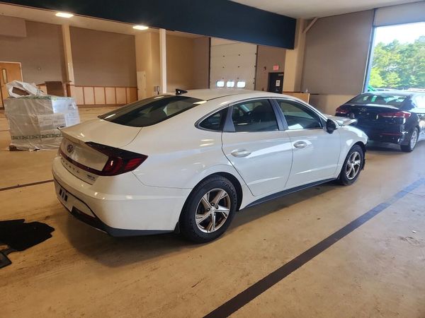 2021 HYUNDAI SONATA SE