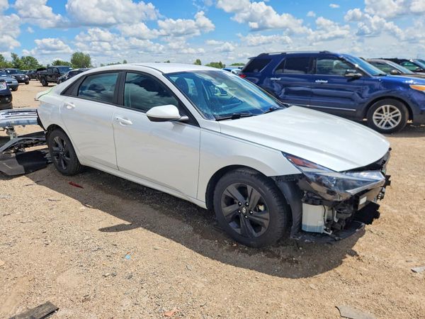 2021 HYUNDAI ELANTRA SEL w/ Convenience Pkg