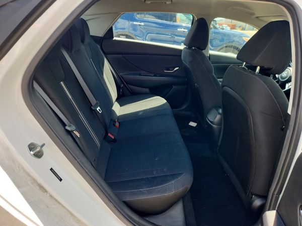 2021 HYUNDAI ELANTRA SEL w/ Convenience Pkg