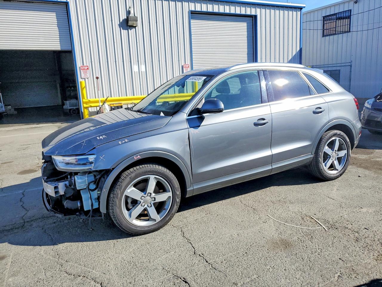 2015 AUDI Q3 quattro Prestige
