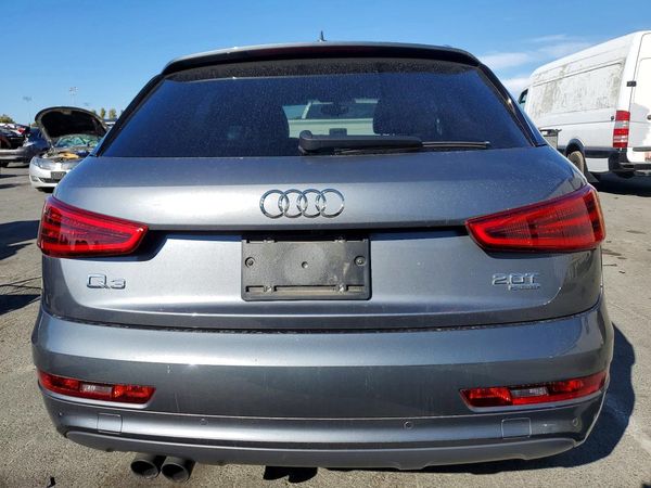 2015 AUDI Q3 quattro Prestige
