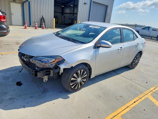 2017 TOYOTA COROLLA