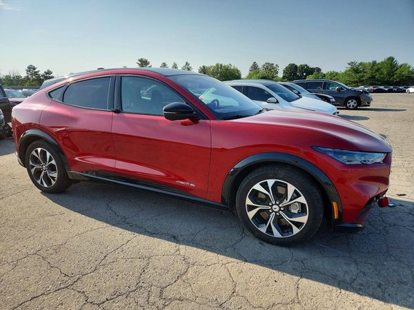 2021 FORD MUSTANG Premium — Passenger 3/4