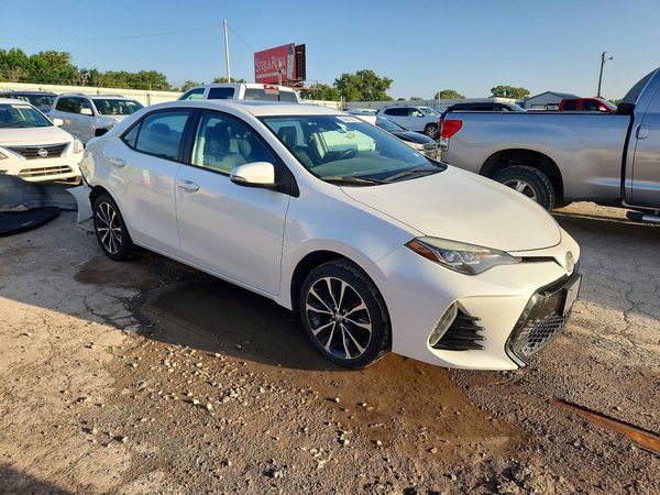 2018 TOYOTA COROLLA L/LE/SE/XLE/XSE — Passenger 3/4