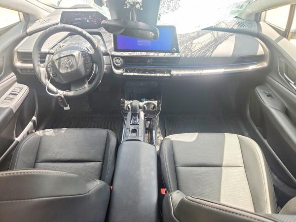 2024 TOYOTA PRIUS